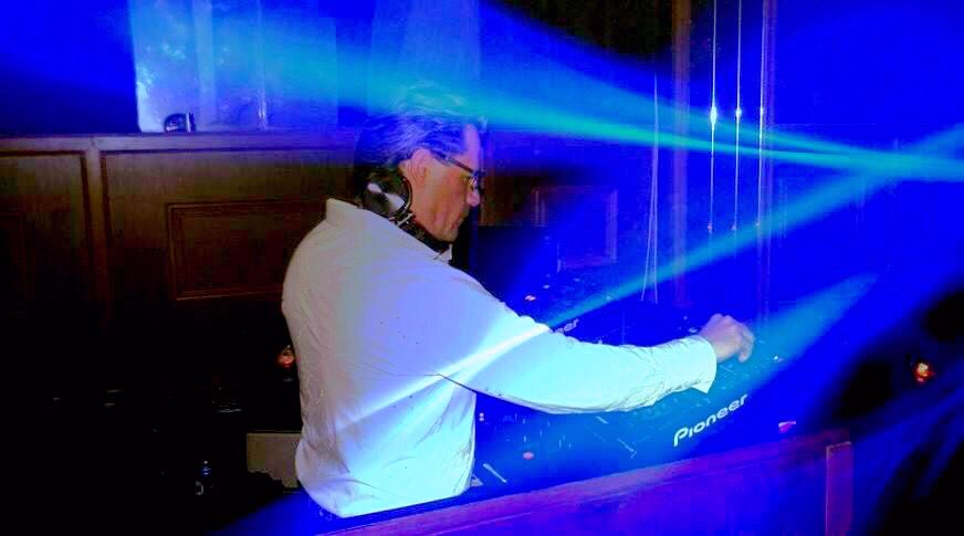 pepe-silva-tennyson-102-n